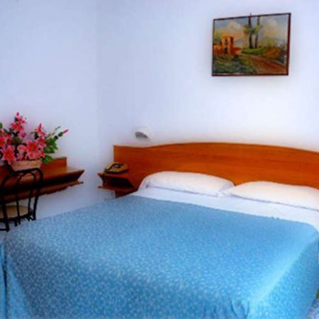 Hotel Cavour Sorrento Exterior foto